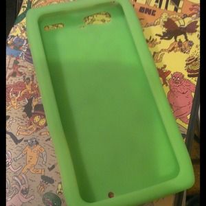 Neon green Droid Razor phone cover.