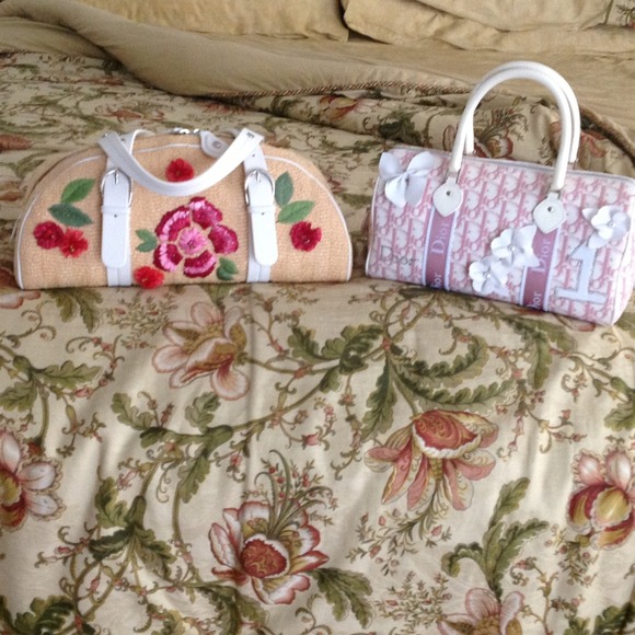DIOR!! BEST OFFER??? - Picture 3 of 3