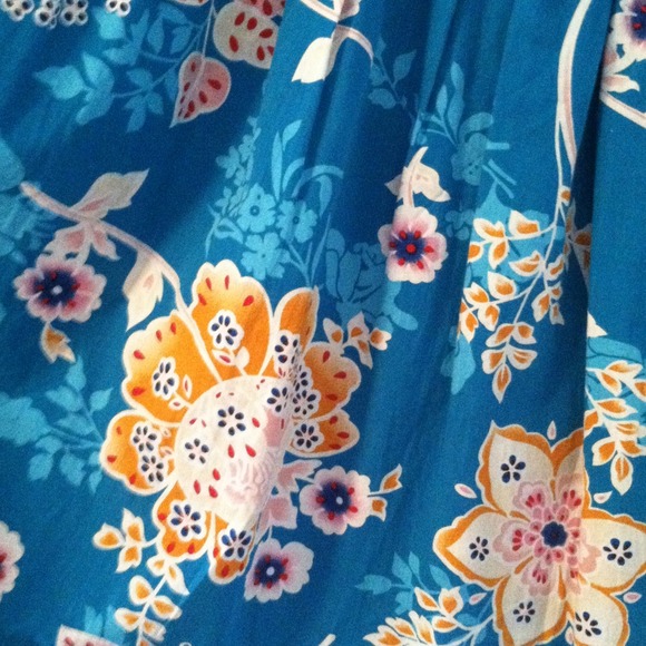 Sold in bundle - Picture 2 of 2