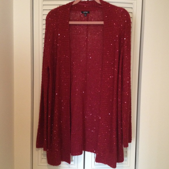 🔲SOLD🔲 Red Sequin Sweater