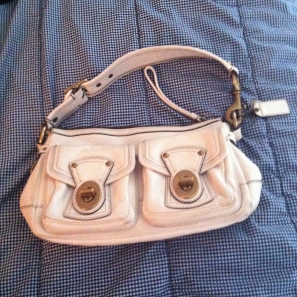 Coach Legacy shoulder bag - Picture 1 of 1