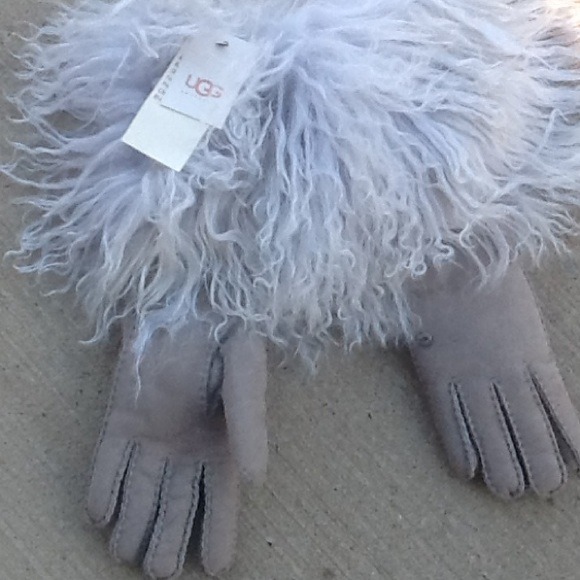 Uggs shearling sheepskin gloves