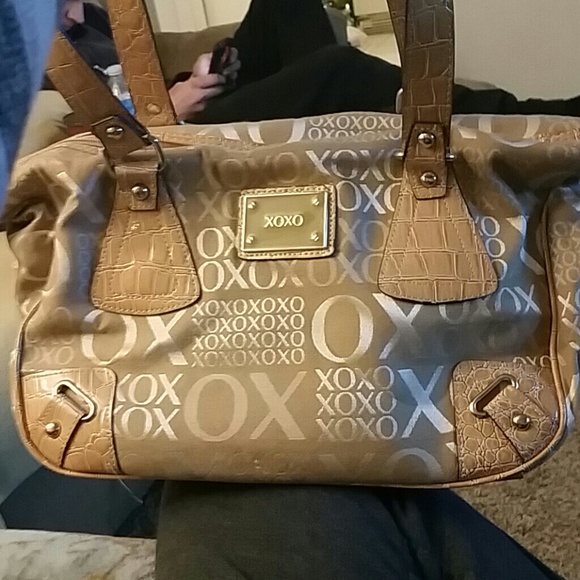 Xoxo tan purse