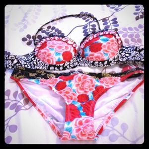 Brand new push up strapless bikini