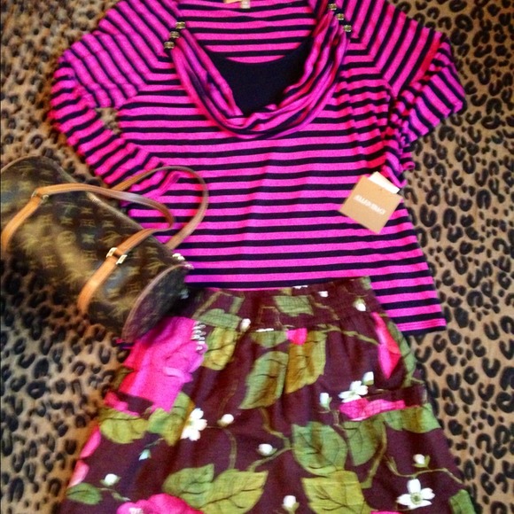 💫ELLEN TRACY Spring pink & navy top💫 - Picture 4 of 4