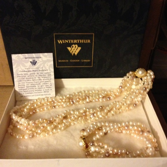 5-strand Freshwater pearl necklace and bracelet.