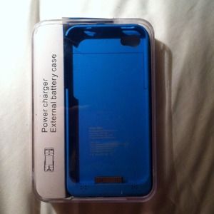 Brand new iPhone 4/4s charger case