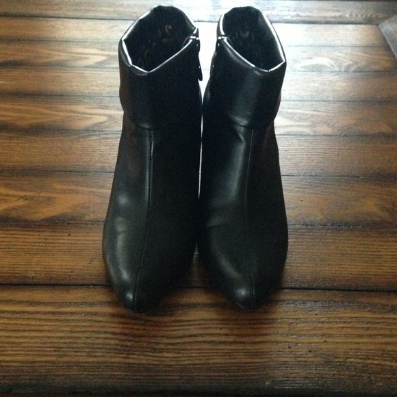 Fioni Boots - Booties!