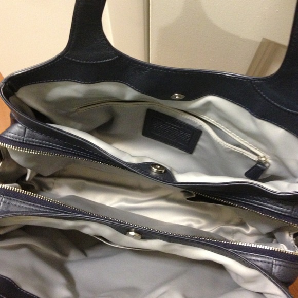 Coach Purse - Picture 2 of 3