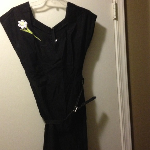 🌸Sold in bundle🌸Vintage style black dress