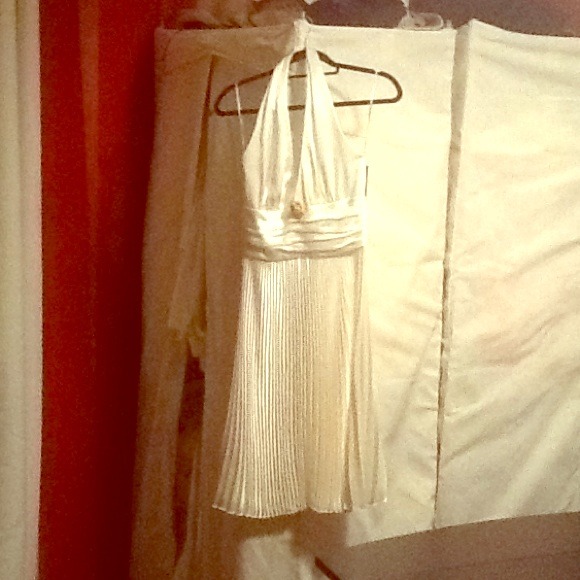 ABS dress, never worn, size 8