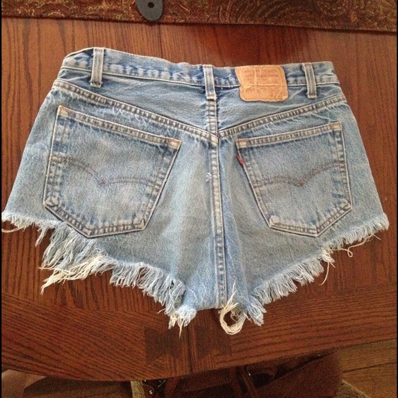 Lace cut off shorts. Levi's! - Picture 2 of 2