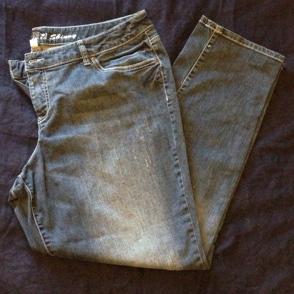 ❌SOLD❌Skinny Jeans - Picture 1 of 3