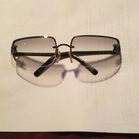 ☀ CHANEL SUNGLASSES