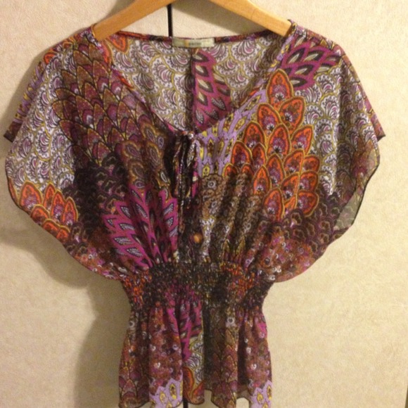 Blouse - Picture 2 of 3