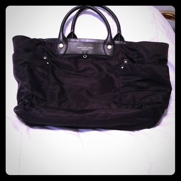 Marc Jacobs carry all bag w/ID