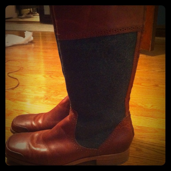 Eddie Bauer size 9 boot