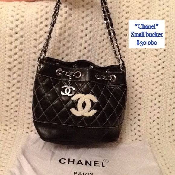 "Chanel" small bucket