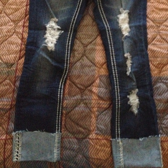 🔴Traded🔴 @bosoxbaby22 Almost famous capris 👖 - Picture 2 of 4