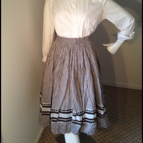 🌷SOLD🌷Vintage Gingham Skirt