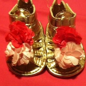 Infant shoes