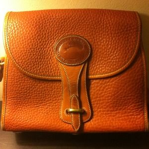 Dooney & Bourke Bag