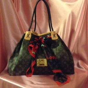 👍📛SOLD📛👍LV handbag and Wallet