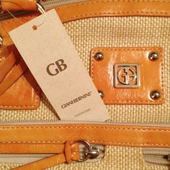 Giani Bernini Purse - Picture 2 of 2