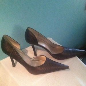 Brown pumps