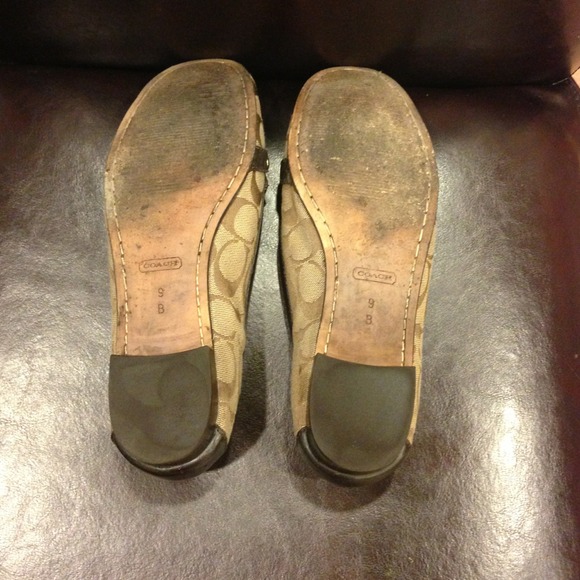 Real Coach shoes  Size 9 - Picture 3 of 4