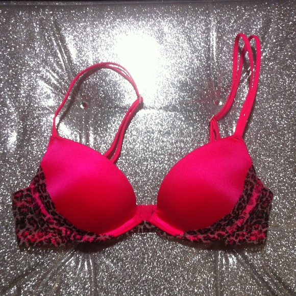 SOLD PINK Heartbreaker Push Up Bra