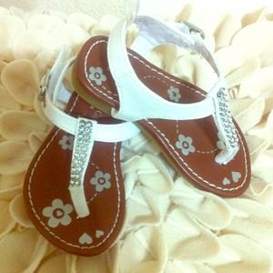 Brand new, no tags! Size 4 toddler