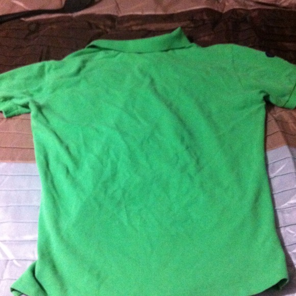 Green short sleeved collared polo mini button up! - Picture 3 of 4
