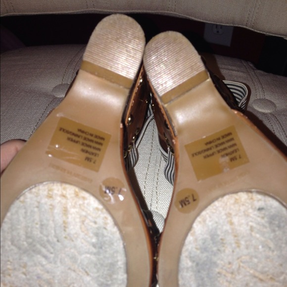 GIANNI BINI PLATFORM WEDGES 5.5 (36) New | Mercari Gianni Bini Platform Wedges