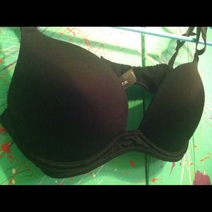 Plain black bra, 34C.