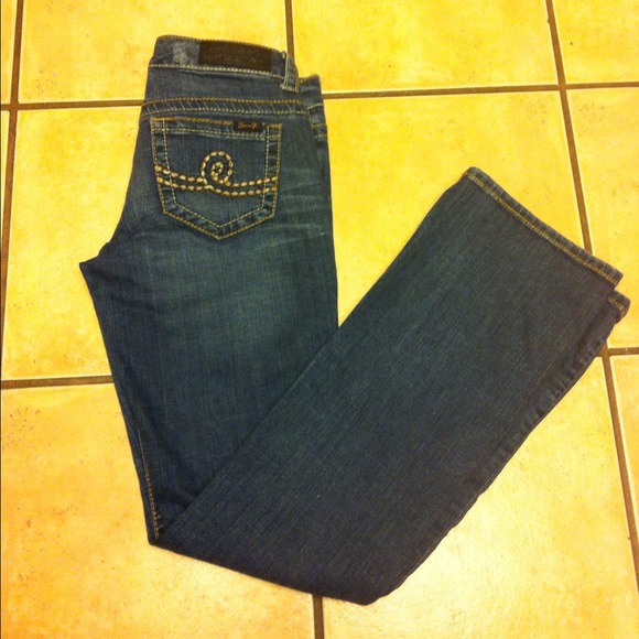 Seven Jeans!!:) - Picture 2 of 3