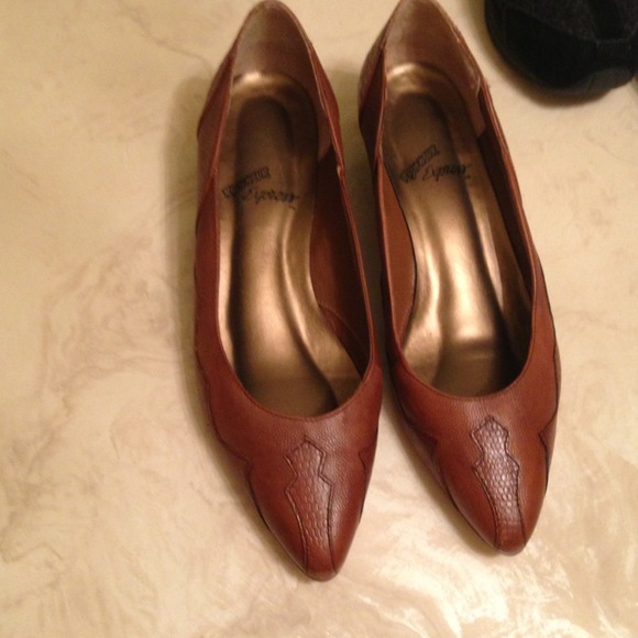 Dressy brown shoes