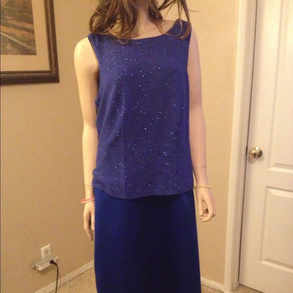 SPARKLE BLUE DRESS - Picture 3 of 4