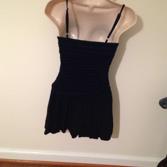 Black Short Dress with Ruching in the the front - Picture 2 of 2