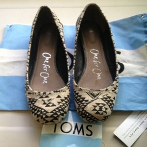 Toms ballet  flats  hard to find Reduced💢