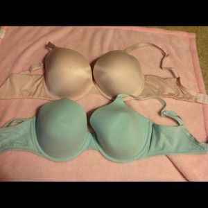 SOLD....38DD VS Bra's