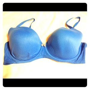 SOLD...38DD VS Bra