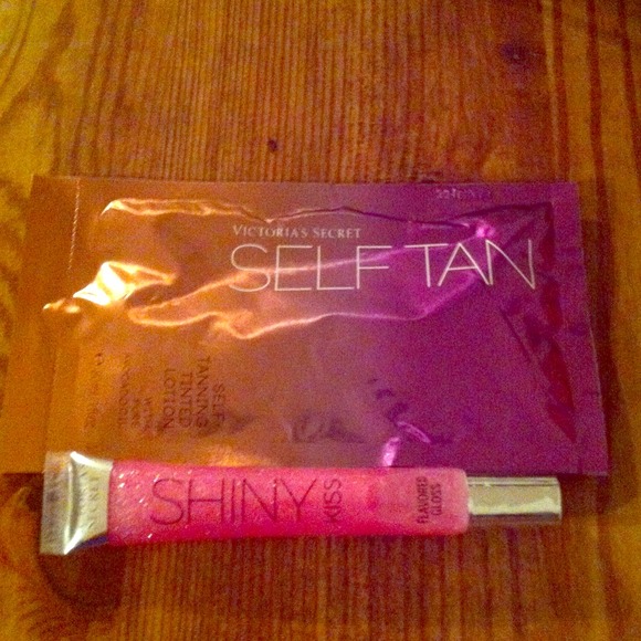 Victoria's Secret self tan & shiny flavored gloss. - Picture 1 of 1