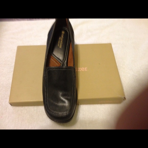 Naturalizer shoe