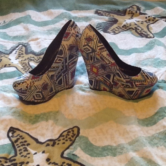 Super cute crazy wedges! - Picture 2 of 2