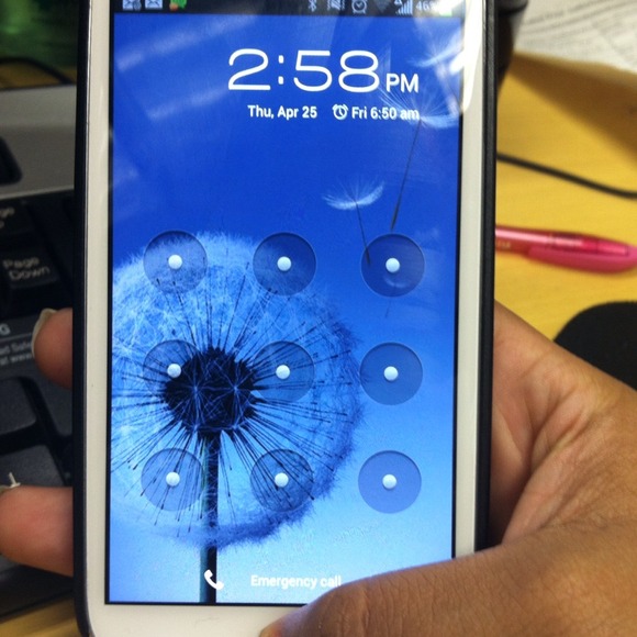 SOLD! Sprint Samsung Galaxy S3 - Picture 2 of 3