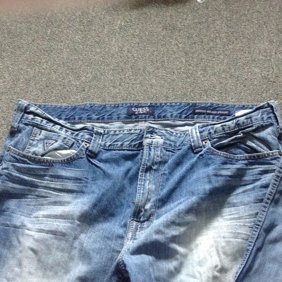 Guess men's jeans!!