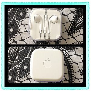 Brand new iPhone 5 earbuds🎧
