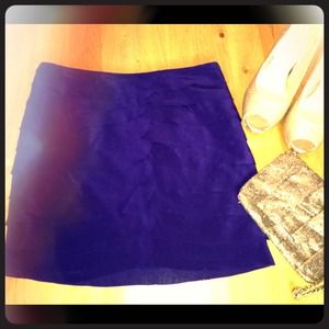 💢SOLD💢Forever 21 scallop mini skirt in small