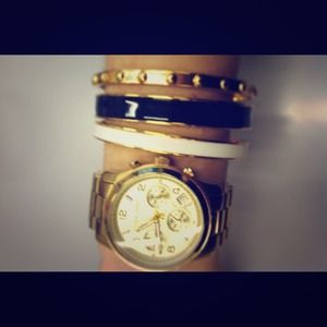Authentic set of 3 Kate Spade bangles!
